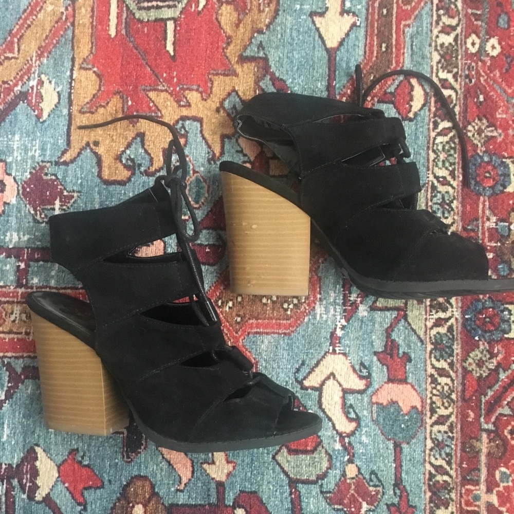 Qupid lace up black sandal heel wedges